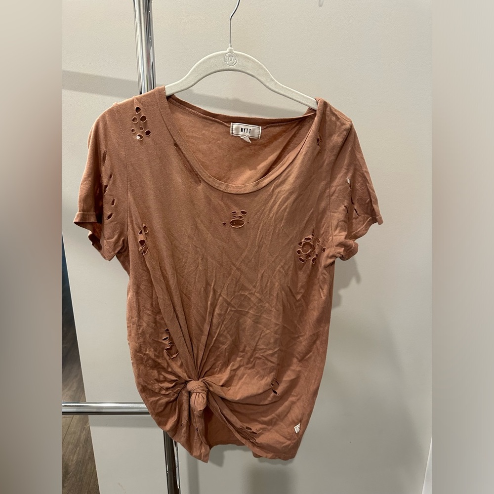 NYTT Distressed Tee Shirt Light Coco - Size L